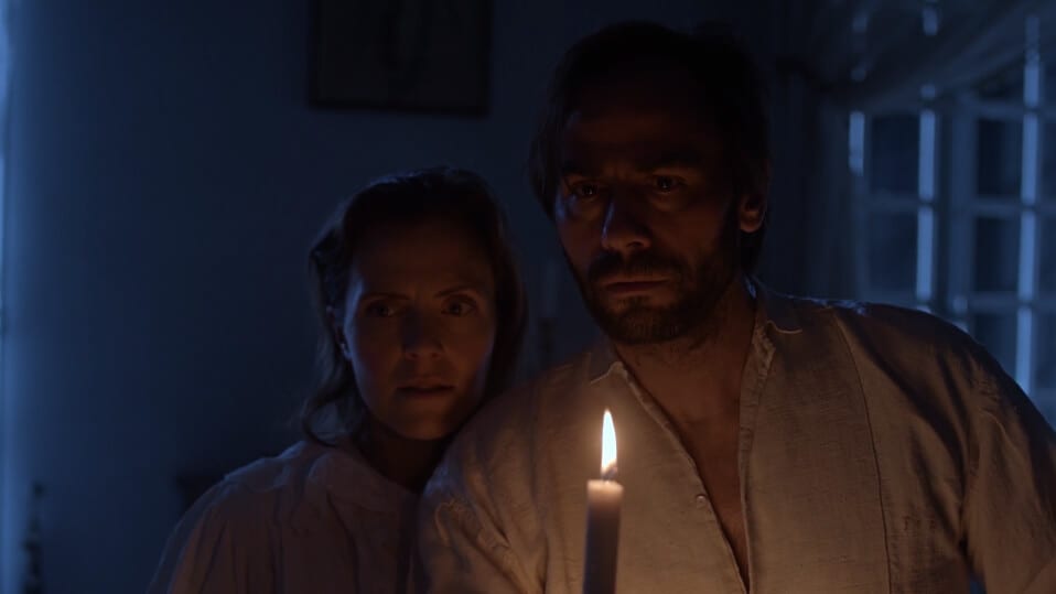 Le Linceul - Horrifyingly Reminds You To Never Play With The Dead_ - Short Film Review - Indie Shorts Mag 2