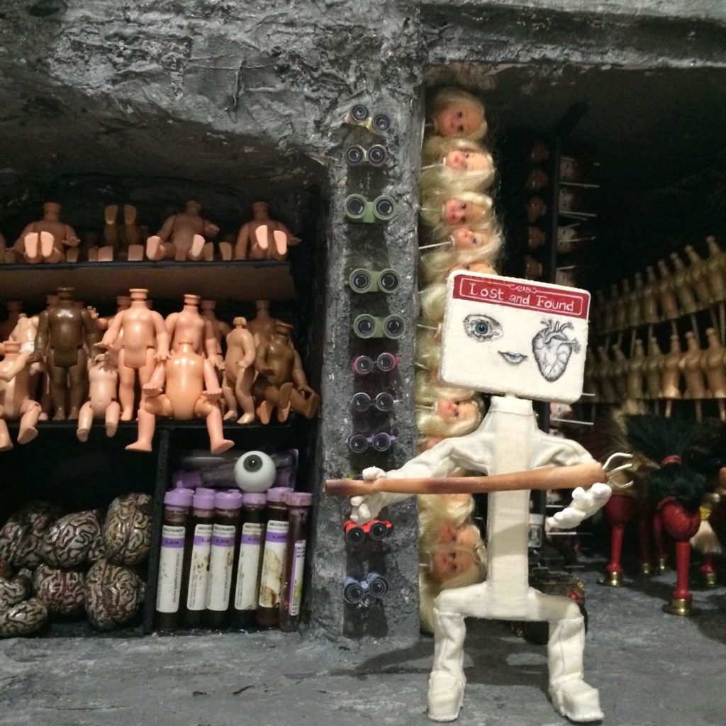 Meeting MacGuffin - Clothespin Freak at Lost & Found - Short Film Review - Indie Shorts Mag